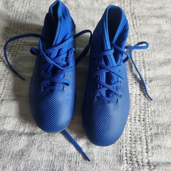 Adidas Youth Nemeziz size 3 Firm Ground Soccer Cleats - Picture 7 of 8